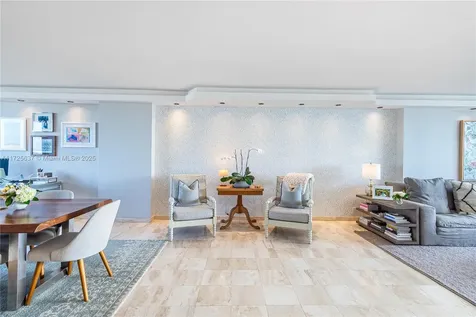 1541 Brickell Avenue Miami FL 33129