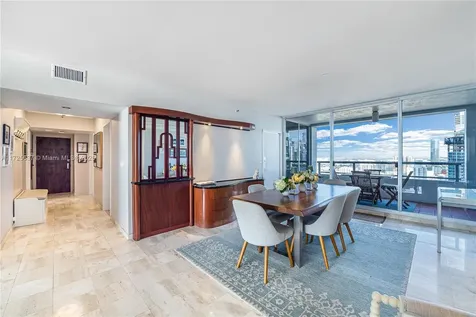 1541 Brickell Avenue Miami FL 33129