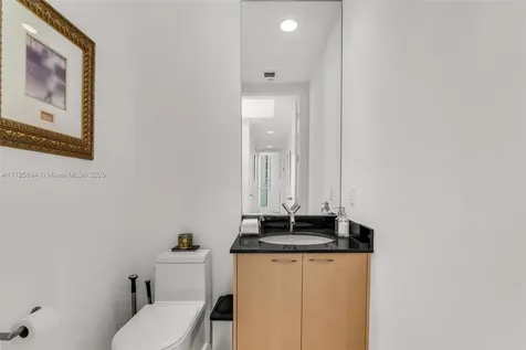 16001 Collins Avenue Sunny Isles Beach FL 33160
