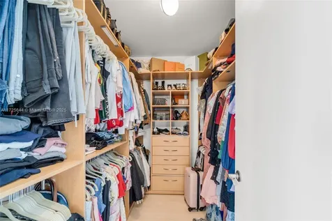 16001 Collins Avenue Sunny Isles Beach FL 33160