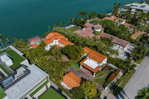 4744 N Bay Road Miami Beach FL 33140