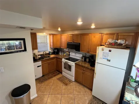 3300 W Rolling Hills Circle Davie FL 33328