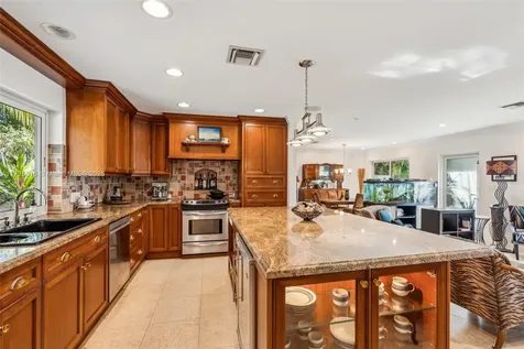 109 NE 26th Drive Wilton Manors FL 33334