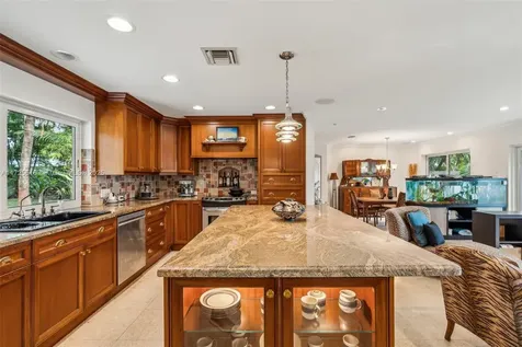 109 NE 26th Drive Wilton Manors FL 33334