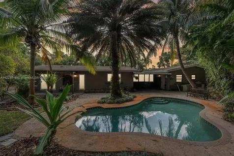 109 NE 26th Drive Wilton Manors FL 33334
