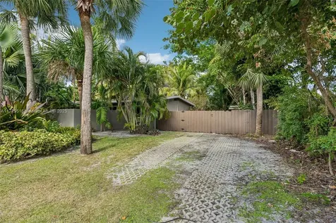 109 NE 26th Drive Wilton Manors FL 33334