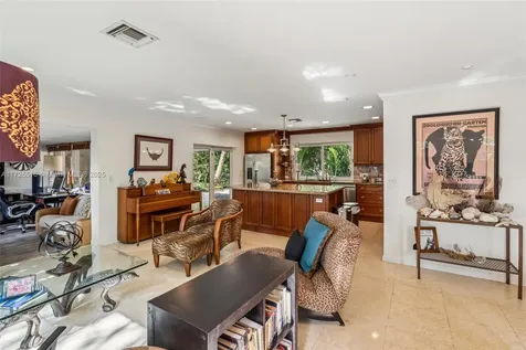 109 NE 26th Drive Wilton Manors FL 33334