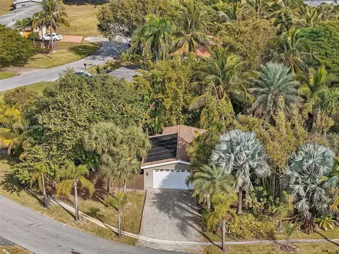 109 NE 26th Drive Wilton Manors FL 33334