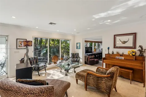 109 NE 26th Drive Wilton Manors FL 33334