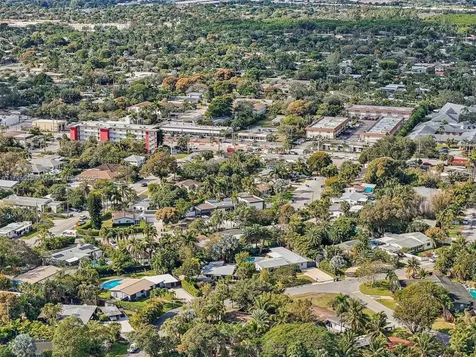 109 NE 26th Drive Wilton Manors FL 33334