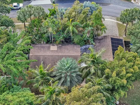 109 NE 26th Drive Wilton Manors FL 33334