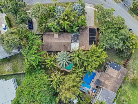 109 NE 26th Drive Wilton Manors FL 33334