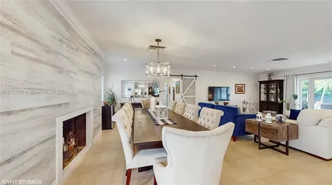 6950 SW 82nd Court Miami FL 33143