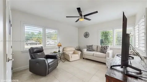 6950 SW 82nd Court Miami FL 33143