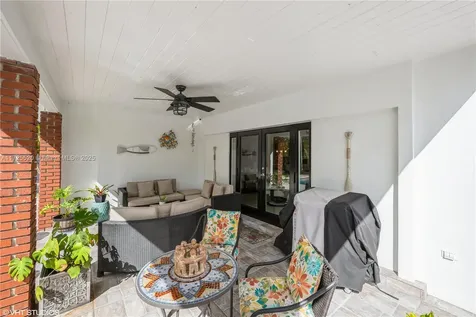 6950 SW 82nd Court Miami FL 33143