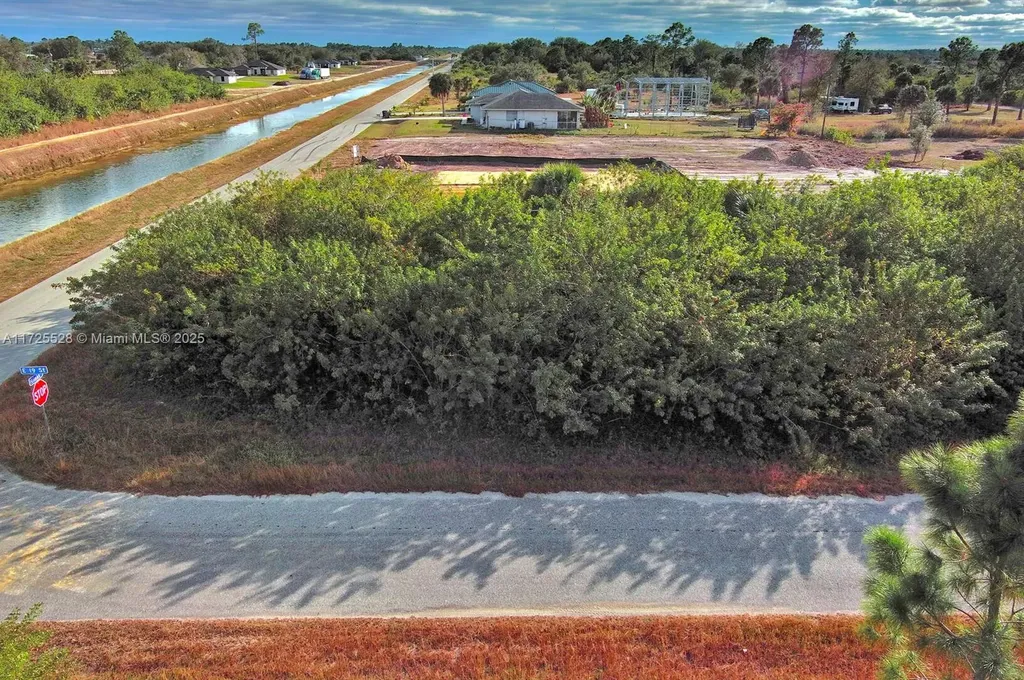 4506 E 19th Street Lehigh Acres FL 33973