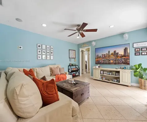 10320 SW 121st Street Miami FL 33176