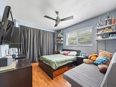 10320 SW 121st Street Miami FL 33176