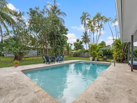 10320 SW 121st Street Miami FL 33176