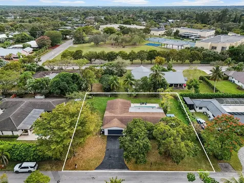 10320 SW 121st Street Miami FL 33176