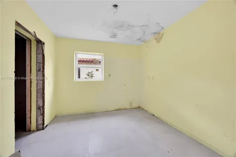 3311 SW 21st Street Miami FL 33145