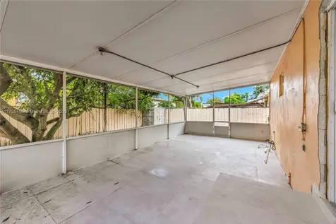 3311 SW 21st Street Miami FL 33145