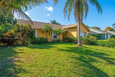 8610 NW 45th Street Lauderhill FL 33351