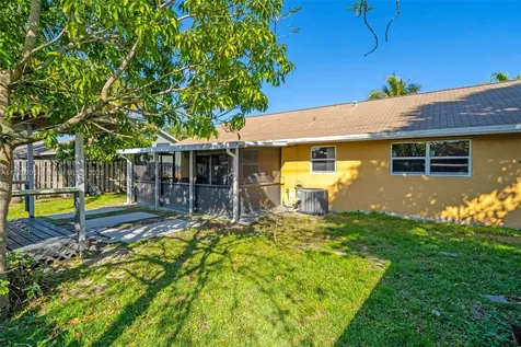 8610 NW 45th Street Lauderhill FL 33351