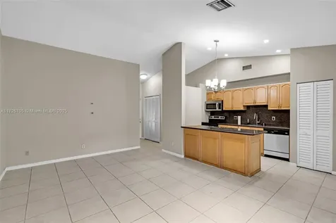 8610 NW 45th Street Lauderhill FL 33351
