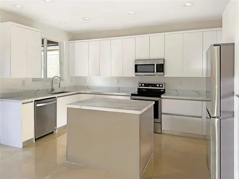 5908 NW 126th Terrace Coral Springs FL 33076