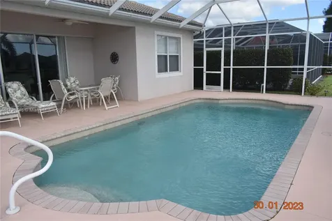 7639 Berkshire Pines Drive Naples FL 34104
