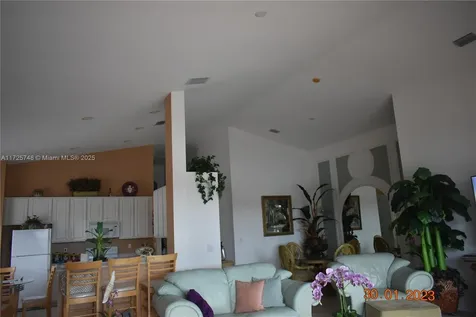 7639 Berkshire Pines Drive Naples FL 34104