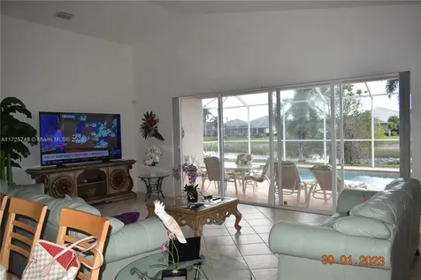 7639 Berkshire Pines Drive Naples FL 34104