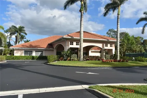 7639 Berkshire Pines Drive Naples FL 34104