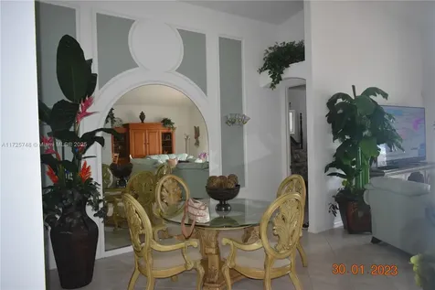 7639 Berkshire Pines Drive Naples FL 34104