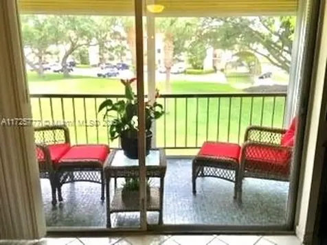 611 S Hollybrook Drive Pembroke Pines FL 33025