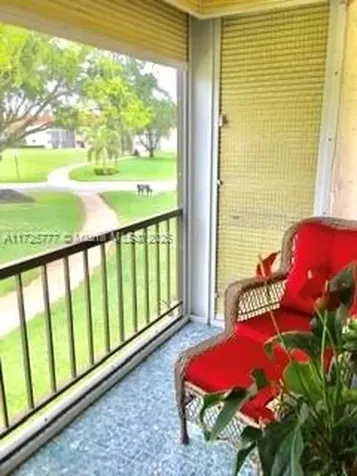 611 S Hollybrook Drive Pembroke Pines FL 33025