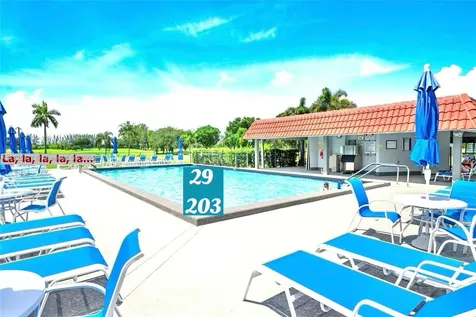 611 S Hollybrook Drive Pembroke Pines FL 33025