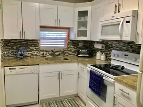 611 S Hollybrook Drive Pembroke Pines FL 33025