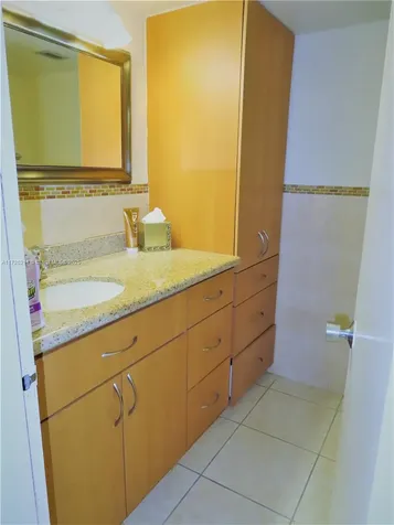 5701 Collins Avenue Miami Beach FL 33140