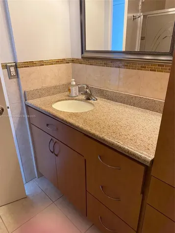 5701 Collins Avenue Miami Beach FL 33140