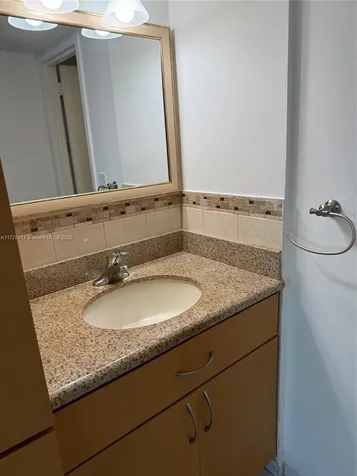 5701 Collins Avenue Miami Beach FL 33140