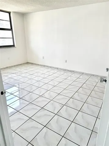 5701 Collins Avenue Miami Beach FL 33140