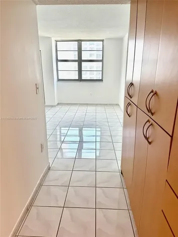 5701 Collins Avenue Miami Beach FL 33140