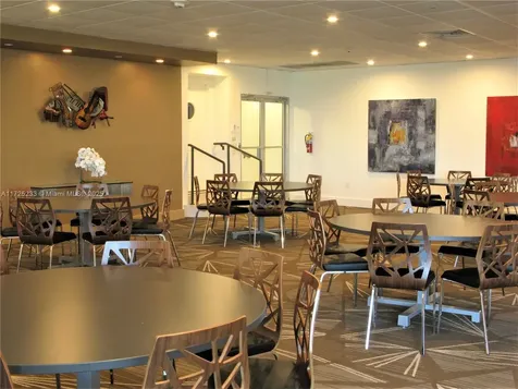 5701 Collins Avenue Miami Beach FL 33140