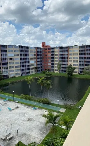 1780 NE 191st Street Miami FL 33179