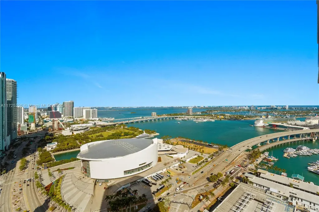 398 NE 5th Street Miami FL 33132