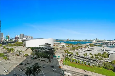 398 NE 5th Street Miami FL 33132