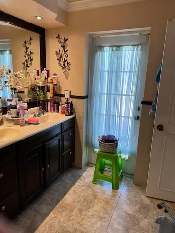15983 SW 109th Street Miami FL 33196