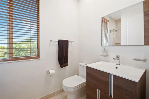 2901 NW 126th Avenue Sunrise FL 33323